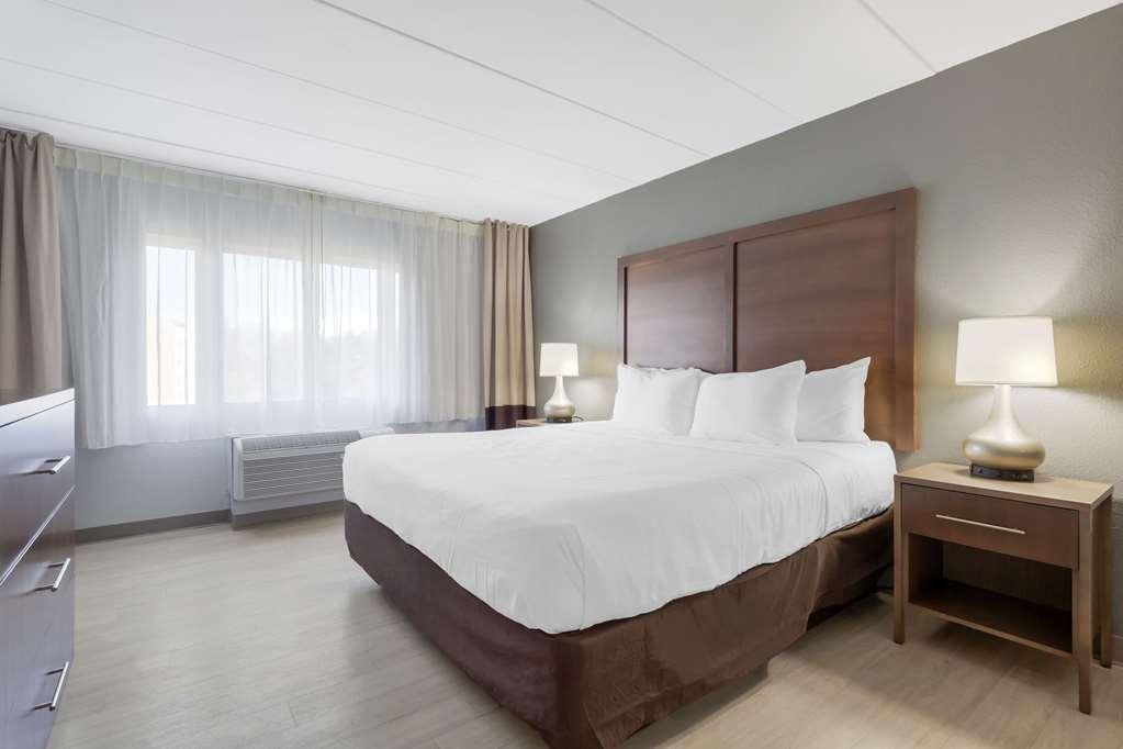 Clarion Hotel & Suites BWI Airport North Brooklyn Park Pokój zdjęcie