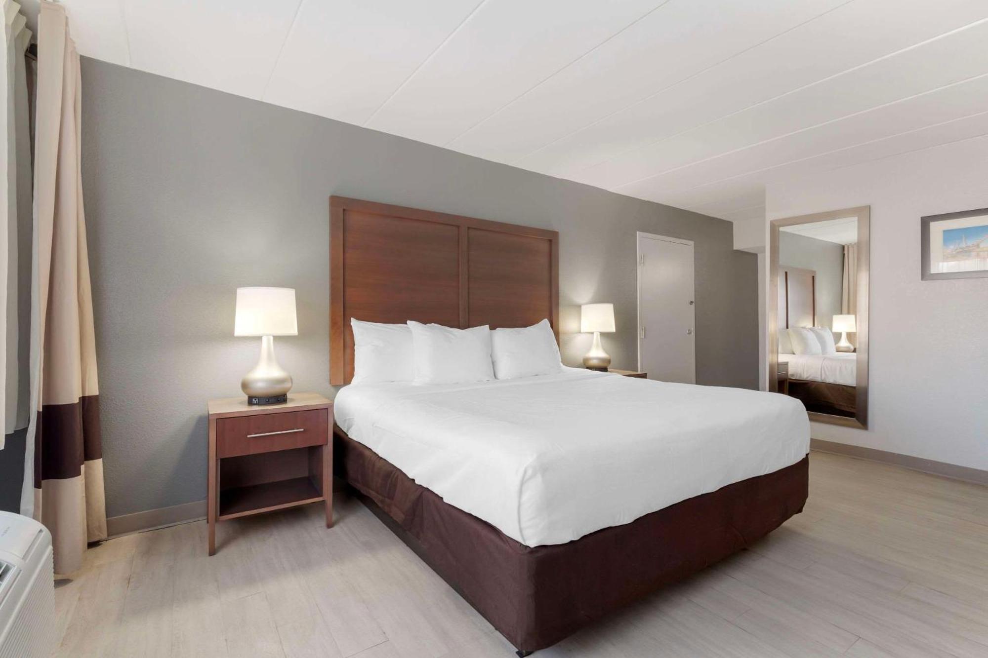 Clarion Hotel & Suites BWI Airport North Brooklyn Park Zewnętrze zdjęcie