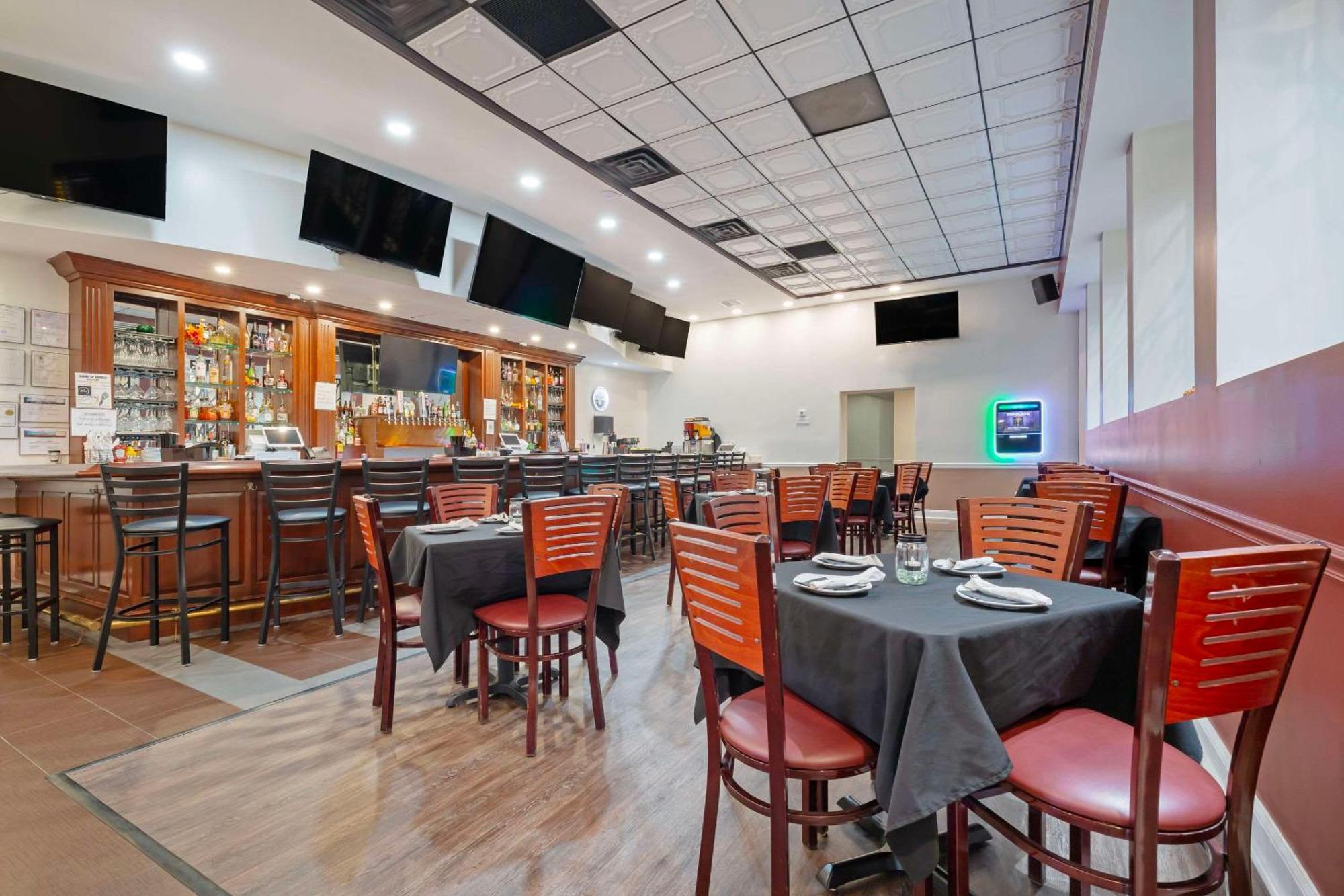 Clarion Hotel & Suites BWI Airport North Brooklyn Park Zewnętrze zdjęcie