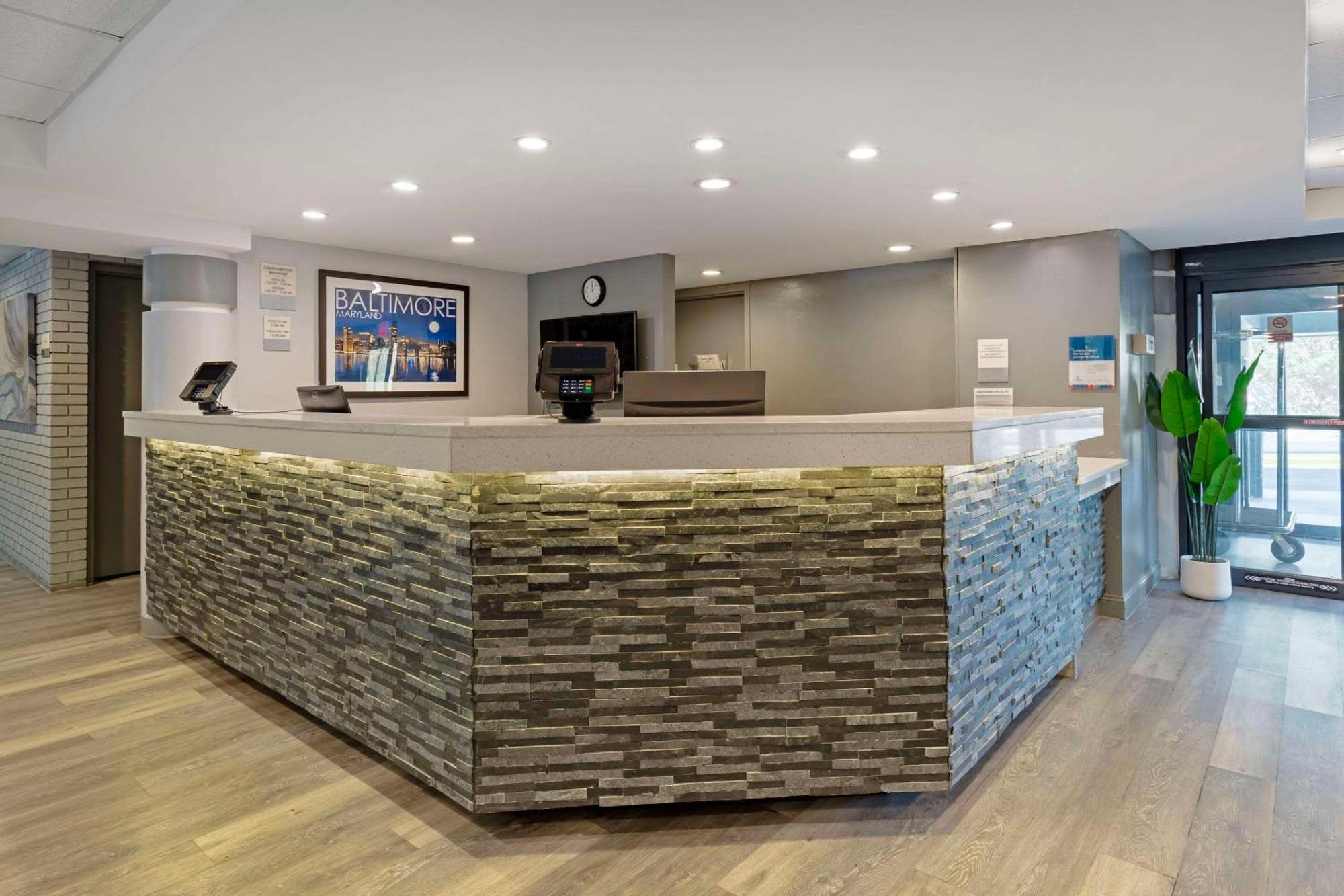 Clarion Hotel & Suites BWI Airport North Brooklyn Park Zewnętrze zdjęcie