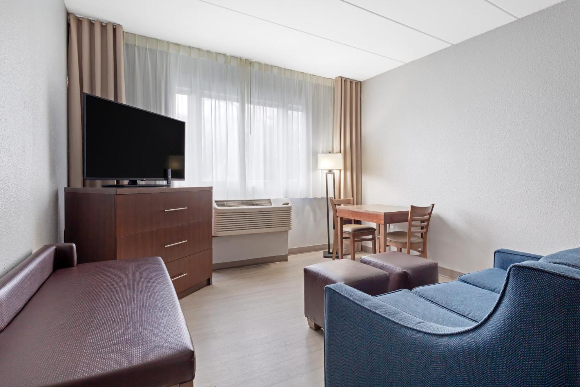 Clarion Hotel & Suites BWI Airport North Brooklyn Park Zewnętrze zdjęcie